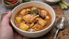 แกงมัสมั่นไก่หอมเครื่องเทศ สูตรนี้น้ำขลุกขลิกพอดี กินกับข้าวสวยอร่อยมาก