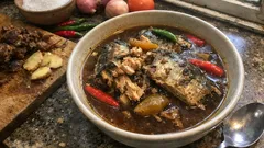 ปลาทูต้มเค็มแบบโบราณ เคี่ยวไฟอ่อนจนน้ำเข้าเนื้อ ก้างนิ่มกินเพลิน