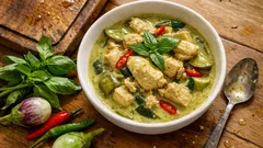 แกงเขียวหวานไก่สูตรครัวไทย หอมกะทิ เข้มข้น ทำตามได้ไม่ยาก